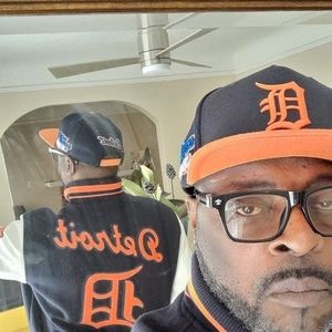 Meet your Posher, Reginald